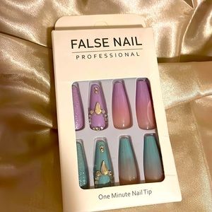 24 pc False Nail Professional Purple & Blue ombre with bling